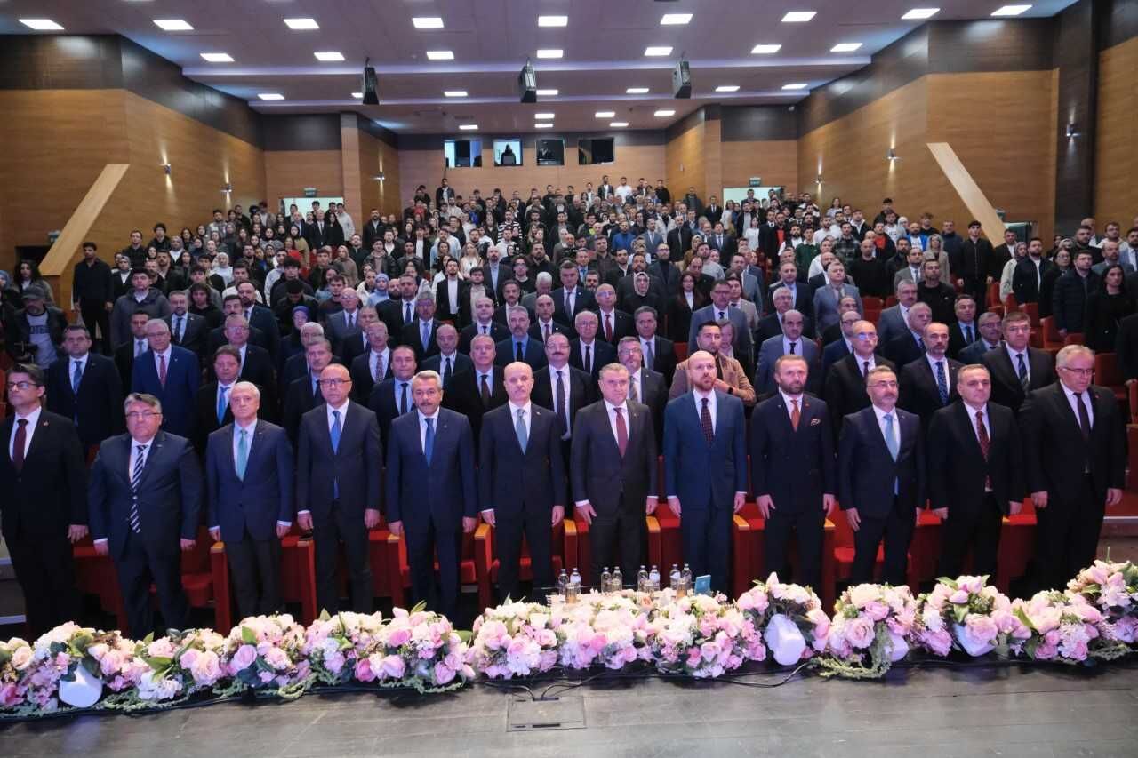 Erciyes Üniversitesine "Spor Dostu Kampüs" ödülü