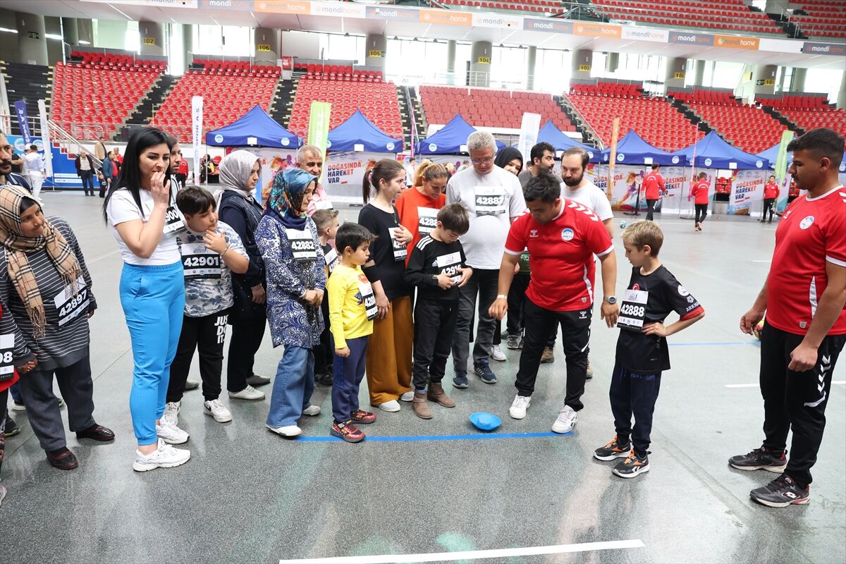 Kayseri Büyükşehir Belediyesince "Aileler Yarışıyor" etkinliği düzenlendi