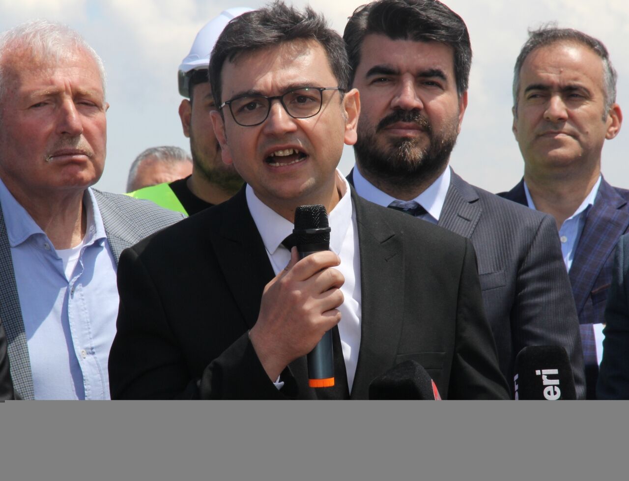 Kayseri'de toplu taşıma araçlarının elektrik ihtiyacı için kurulan RES tanıtıldı