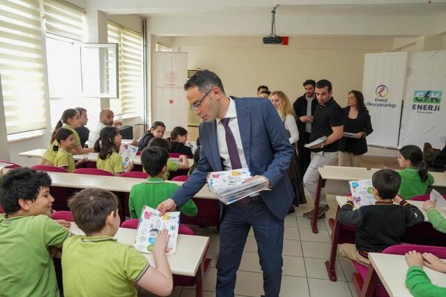 CK Enerji Boğaziçi Elektrik, enerji okuryazarlığı eğitimleriyle enerji bilincini artırıyor