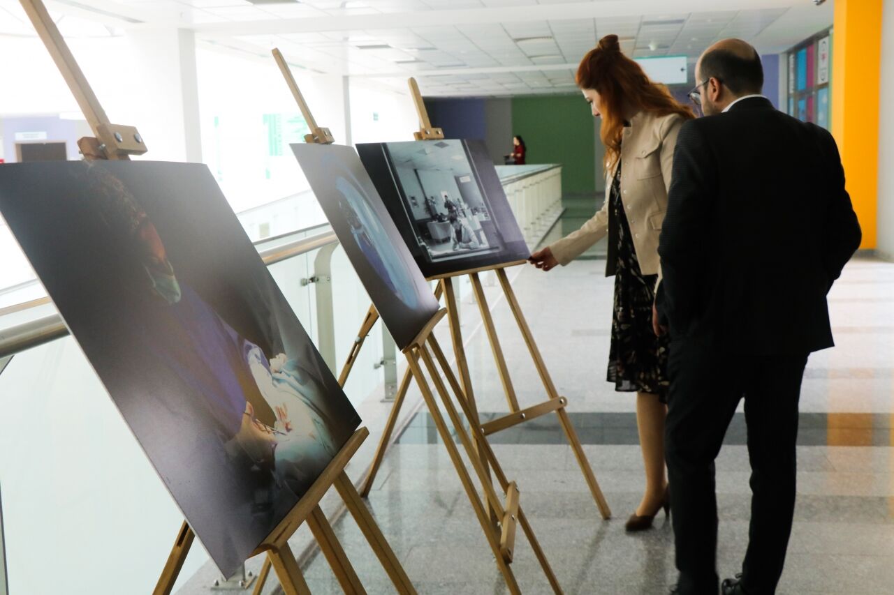 Kayseri'de sağlıkçılar meslektaşlarını fotoğrafladı