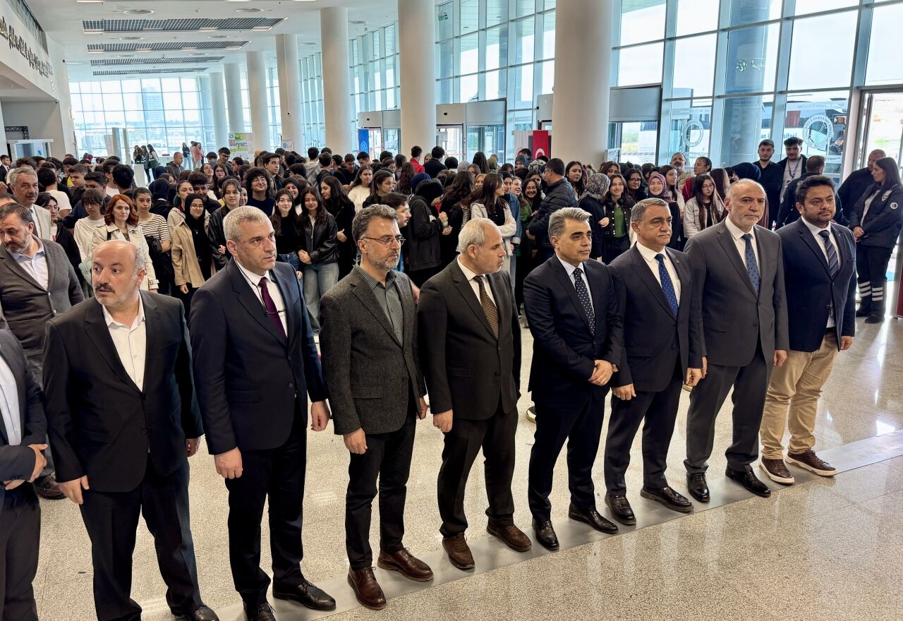 Kırşehir'de "Üniversite Tanıtım Fuarı" düzenlendi