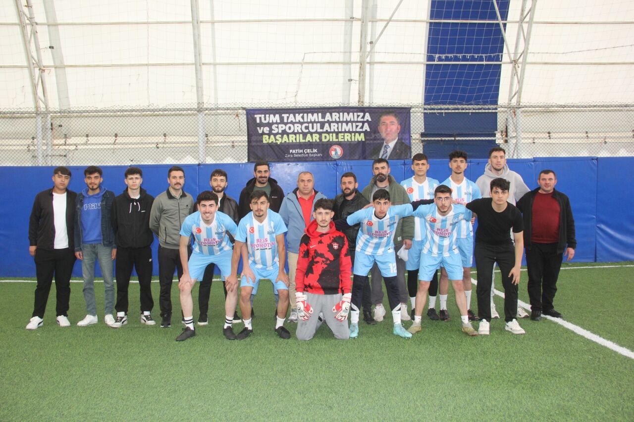 Zara'da futbol turnuvası düzenlendi
