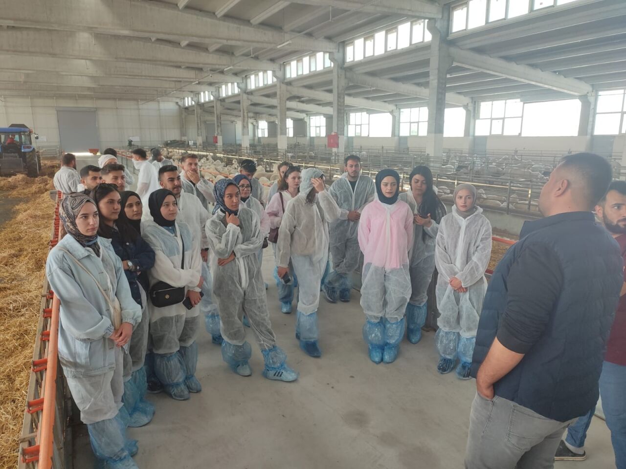 Aksaray'da veteriner teknikerliği öğrencileri uygulamalı eğitim aldı