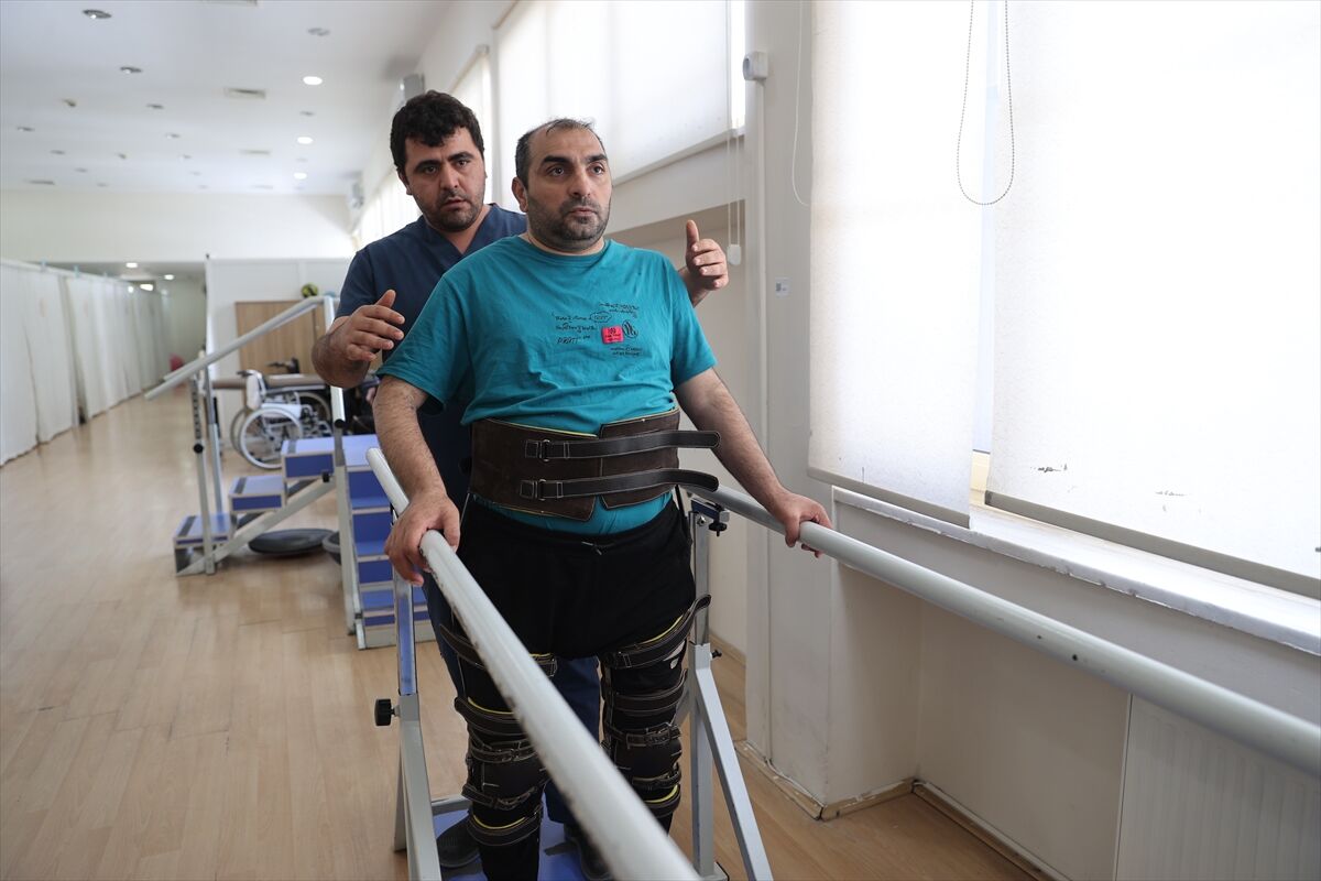 Kozaklı'daki fizik tedavi hastanesi, termal su ve robotik cihazlarla hastalara umut oluyor