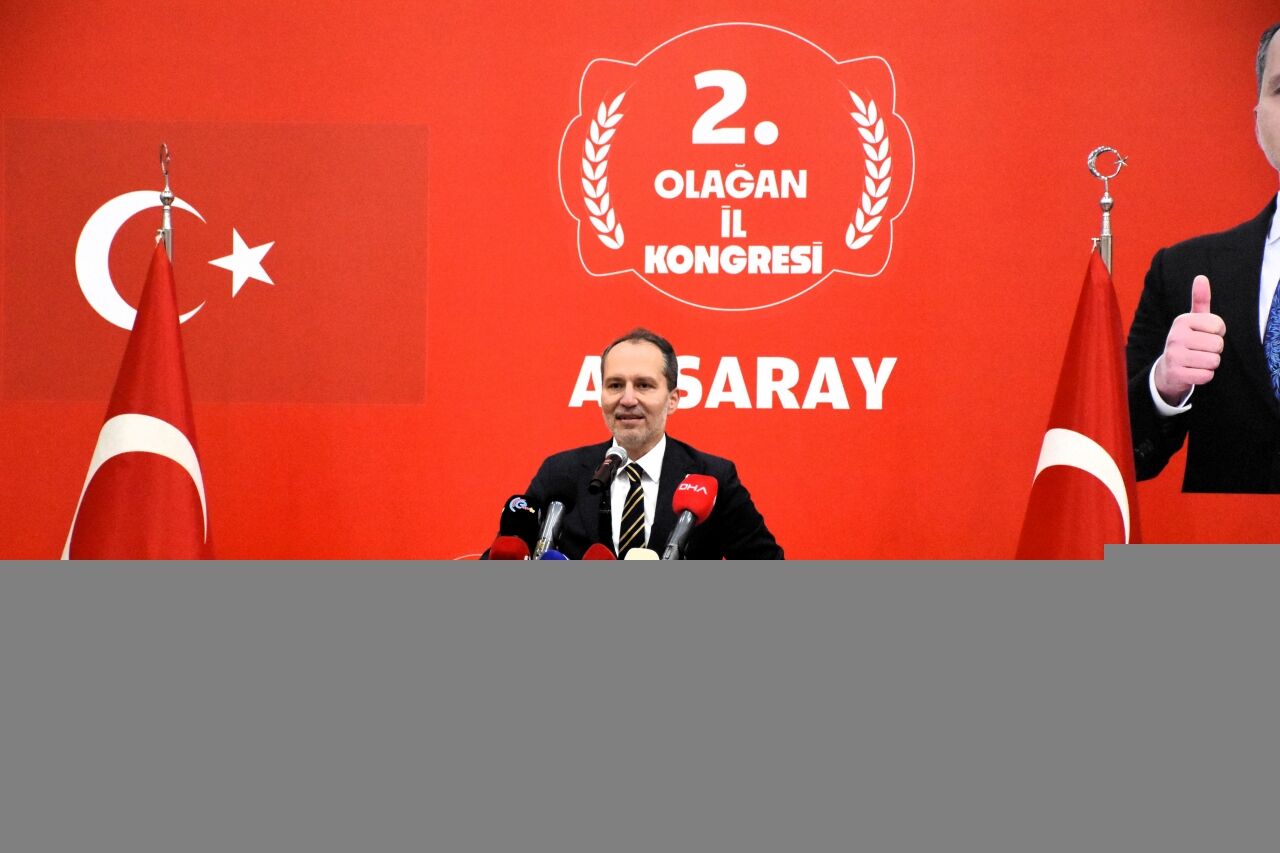 Yeniden Refah Partisi Genel Başkanı Erbakan, Aksaray'da partisinin il kongresine katıldı