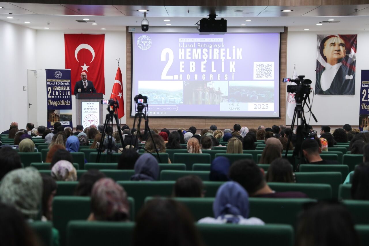 2. Ulusal Bütünleşik Hemşirelik ve Ebelik Kongresi Ankara'da başladı