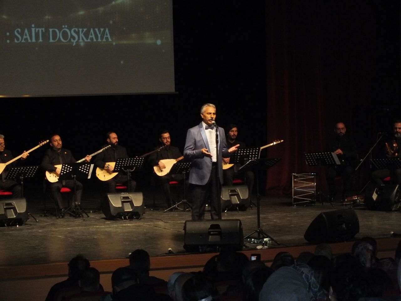 Sivas'ta THM Korosu ses sanatçıları konser verdi