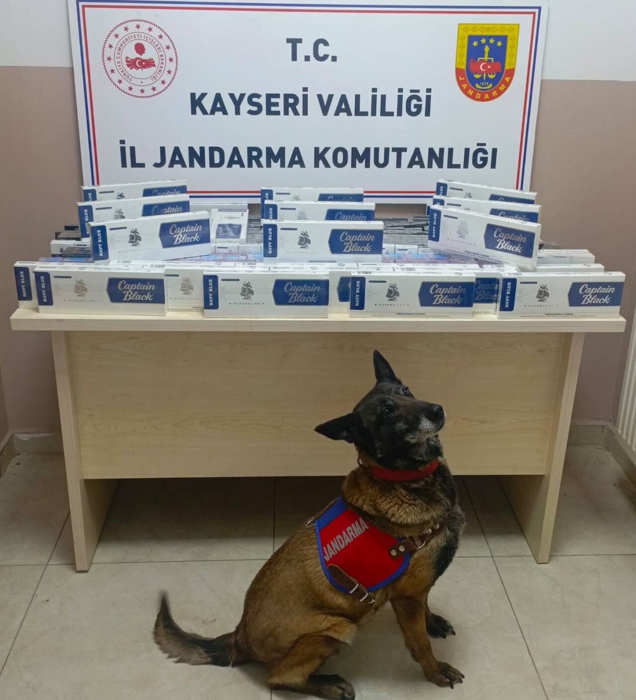 Kayseri'de 140 karton bandrolsüz kaçak sigara ele geçirildi