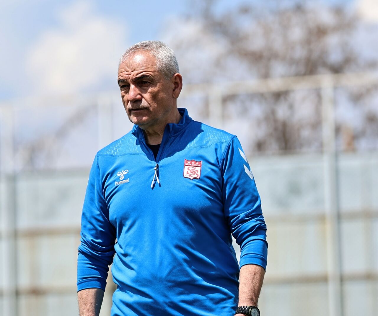 Net Global Sivasspor Teknik Direktörü Çalımbay'dan taraftara çağrı: