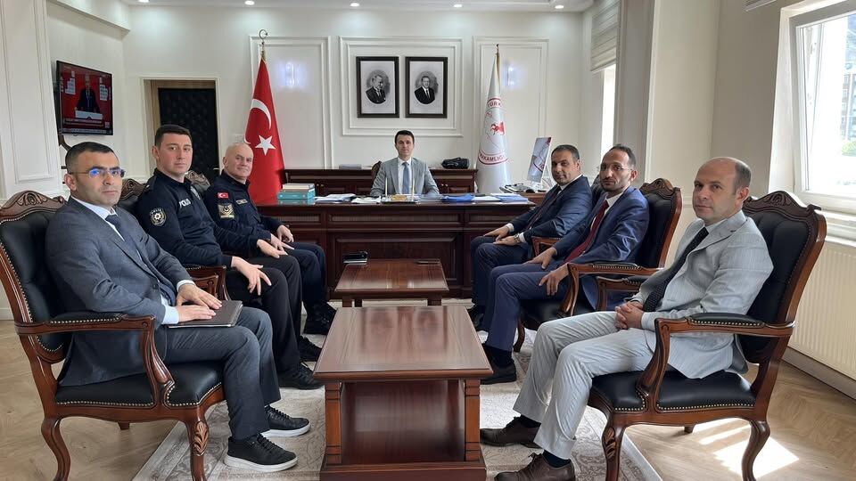 Akıncılar'da Karayolu Güvenliği ve Trafik Haftası değerlendirme toplantısı yapıldı
