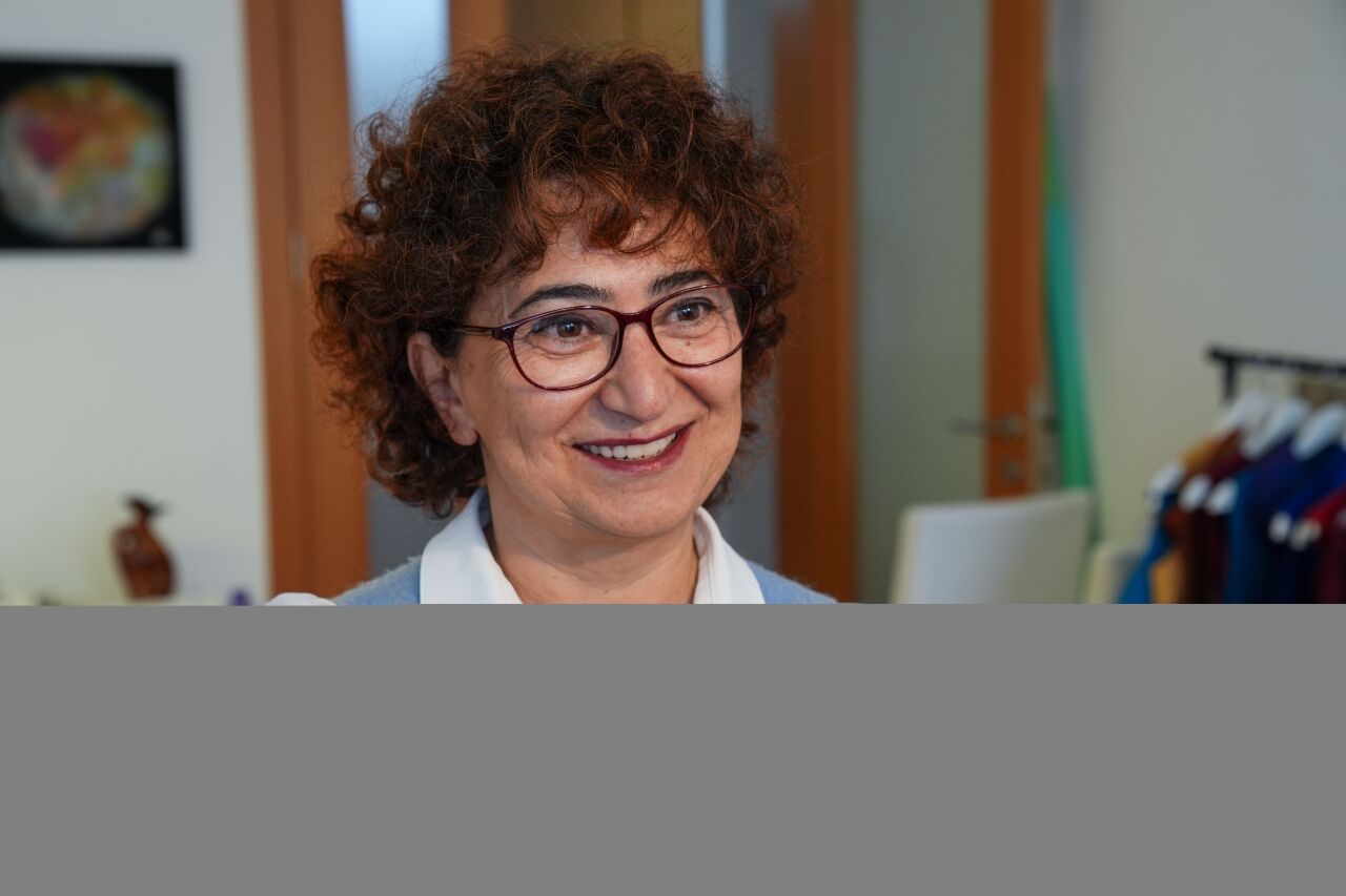 Emeklilikten sonra yöneldiği keçe sanatında kültürel miras taşıyıcısı oldu