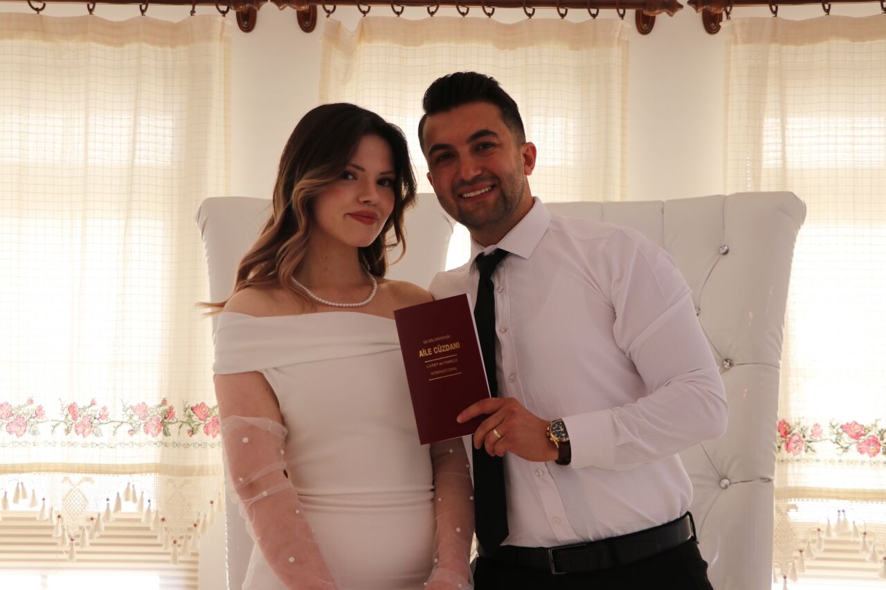 Yozgat'ta nikah dairelerinde "05.05.2025" yoğunluğu yaşandı