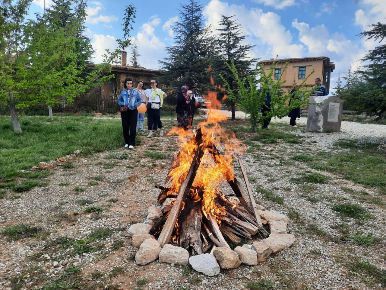 Sonsuz Şükran köyünde Hıdırellez kutlandı