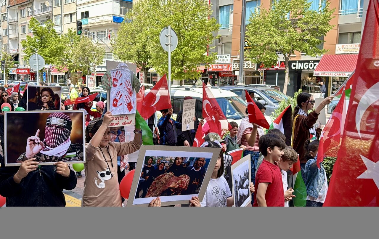 Kırşehir'de çocuklar Gazze'ye destek için yürüdü