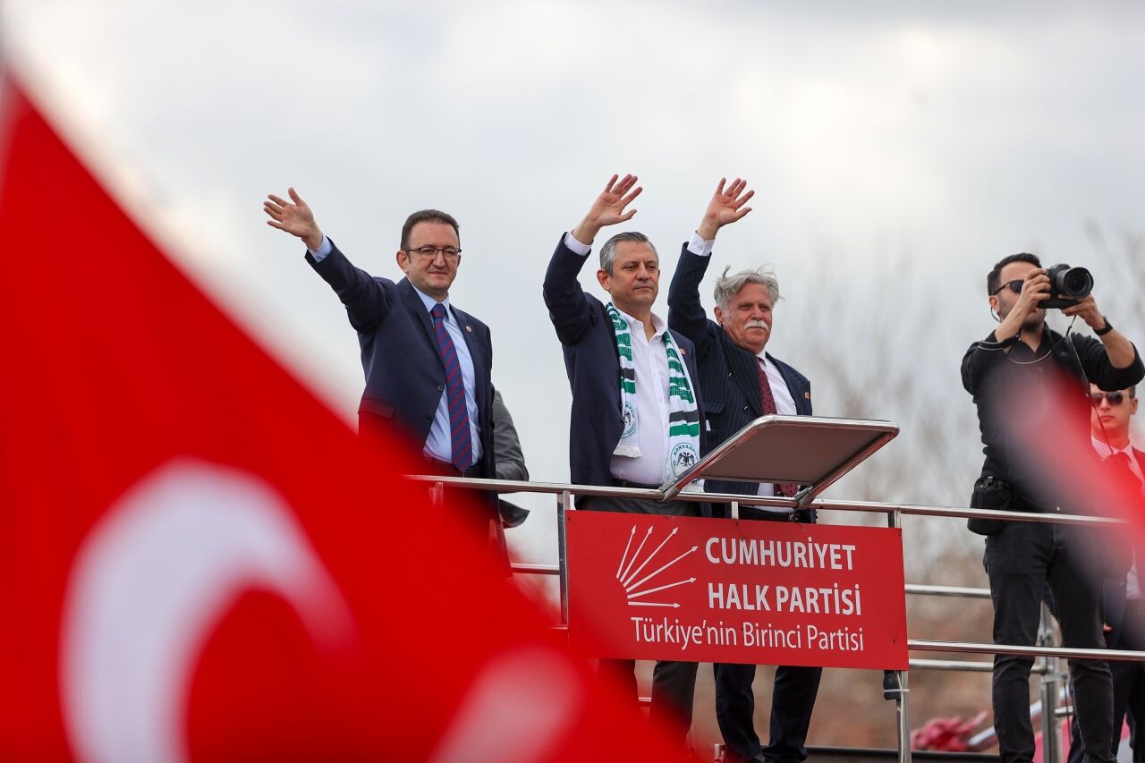 CHP Genel Başkanı Özel, partisinin Konya mitinginde konuştu: