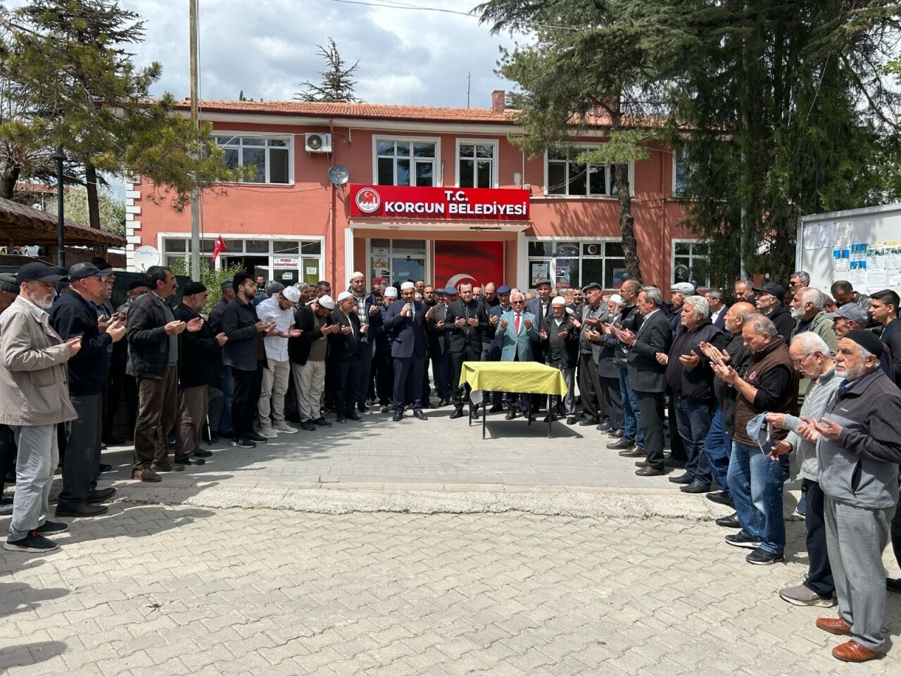 Korgun Kaymakamı Gür, hacı adaylarını uğurladı