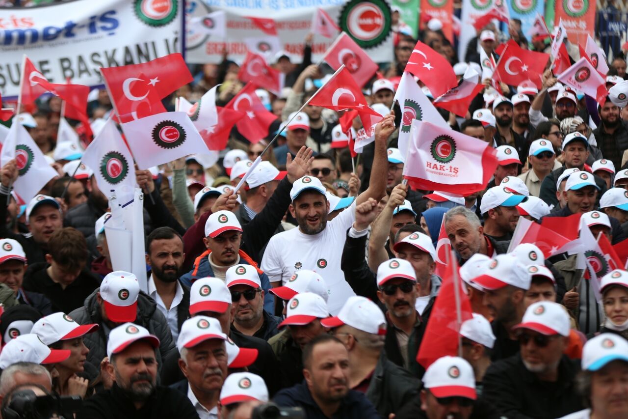 HAK-İŞ, 1 Mayıs Emek ve Dayanışma Günü'nü Rize'de kutladı