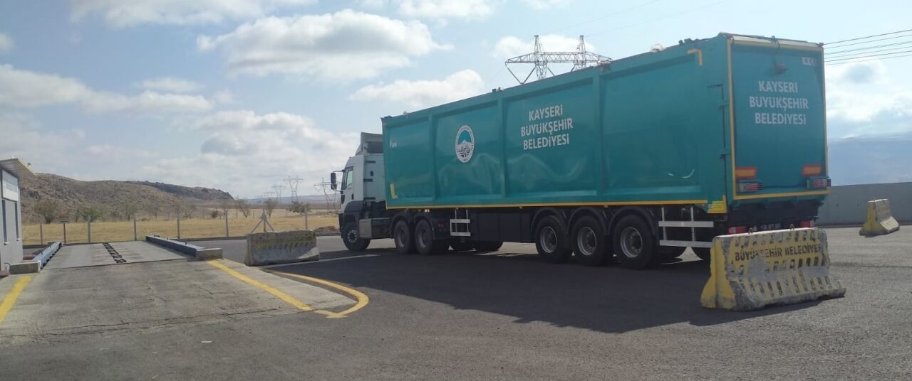 Kayseri'de katı atıklar ekonomiye kazandırılıyor