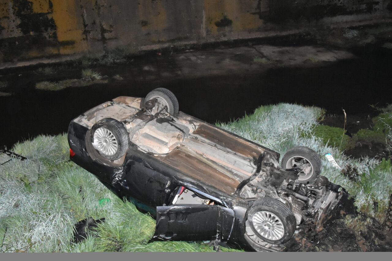 Kırıkkale'de dereye düşen otomobilin sürücüsü yaralandı