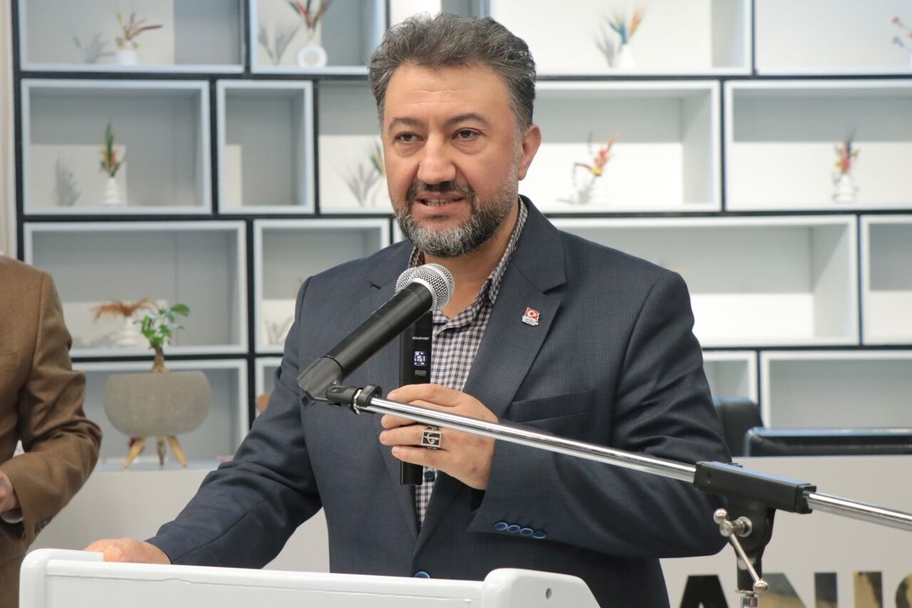 Romatizmal hastalıkların vücuttaki etkileri yapay zeka ile görselleştirildi