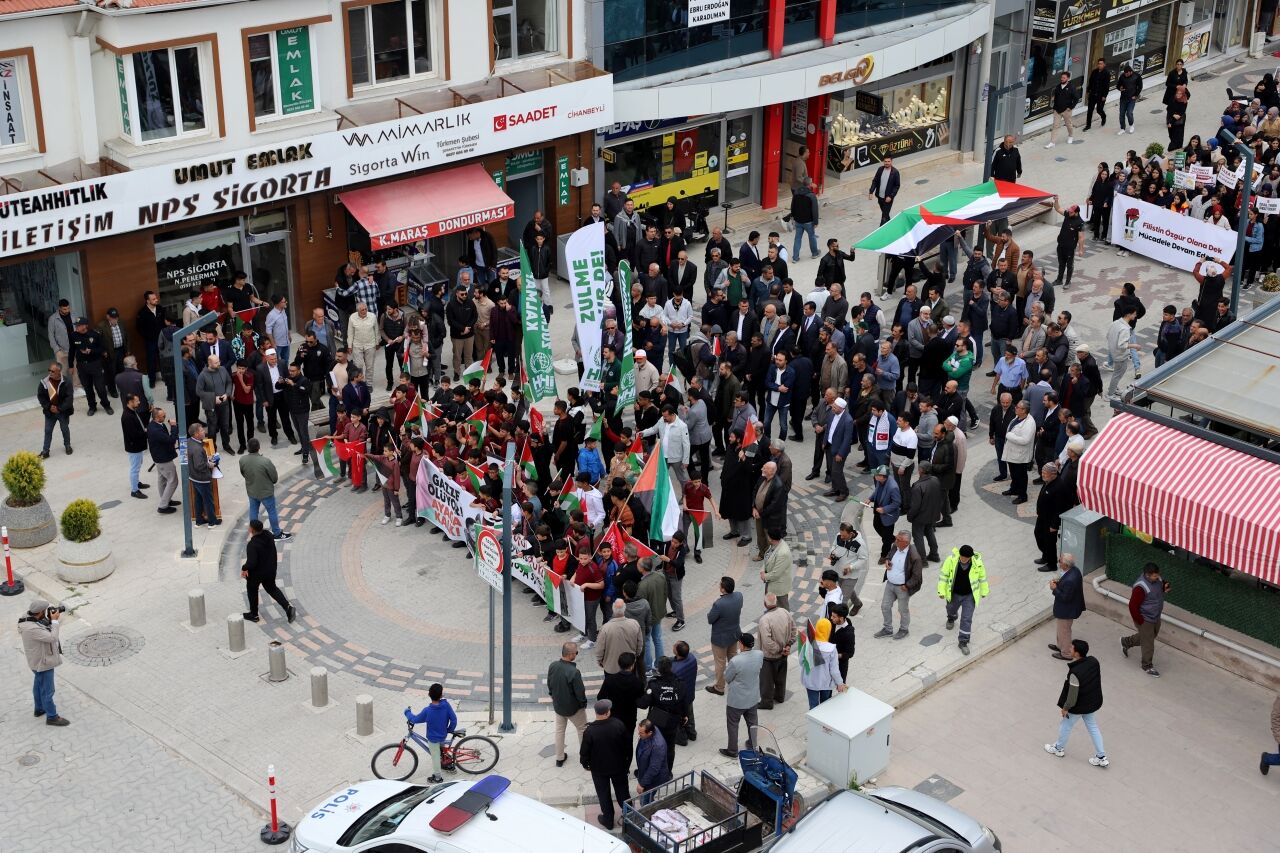 Cihanbeyli'de Gazze'ye destek yürüyüşü düzenlendi