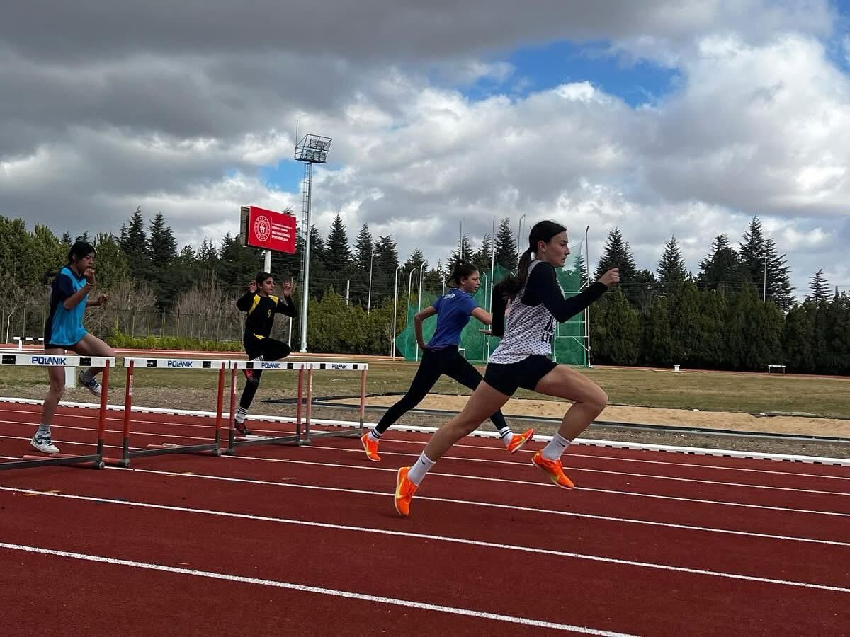 Okul Sporları Puanlı Atletizm İl Birinciliği Sonuçlandı