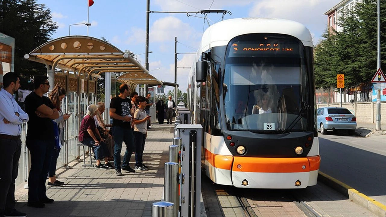 Eskişehir'de Tramvay Beklemek Artık Daha Kolay!
