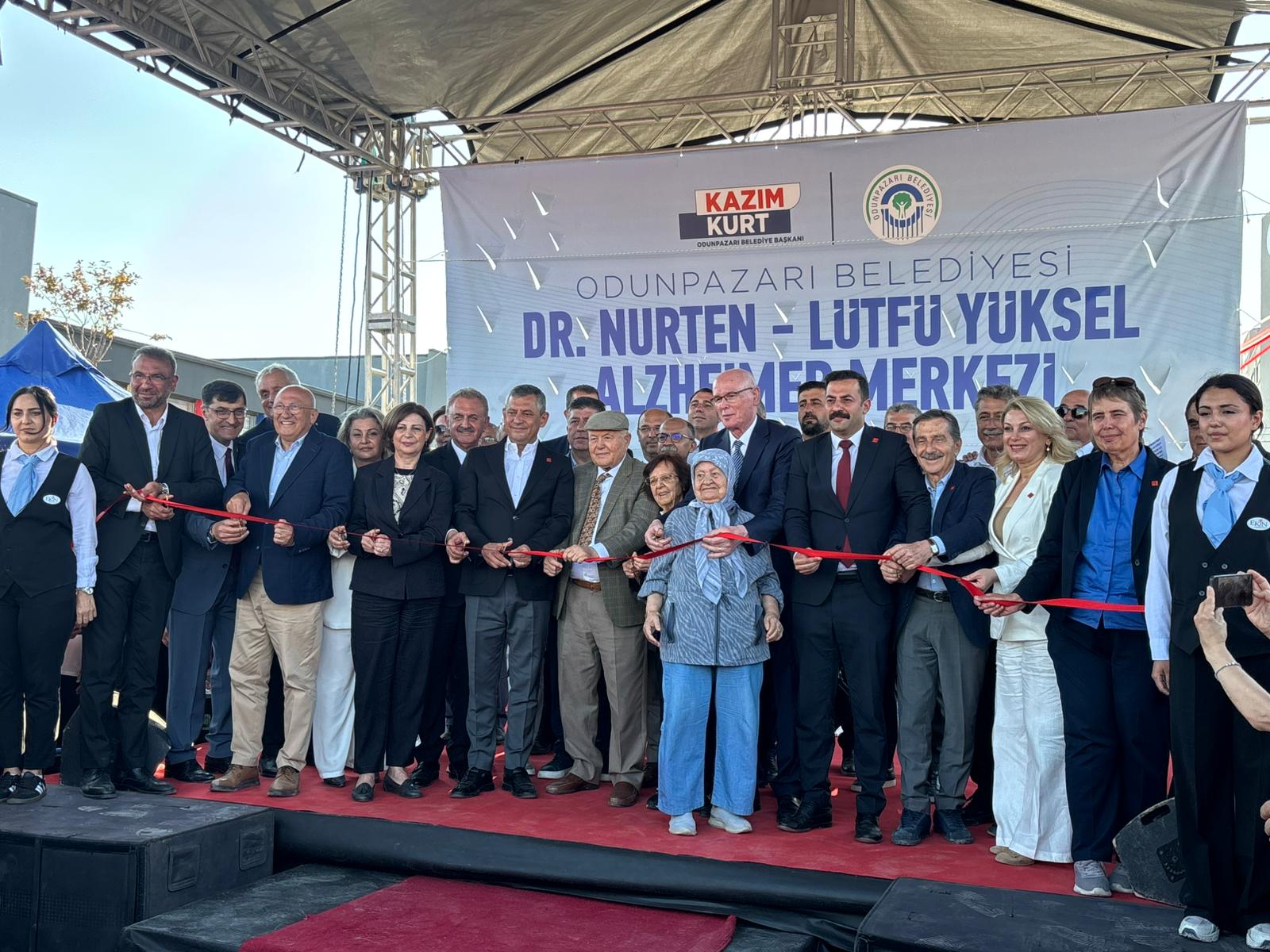 Alzheimer Merkezi törenle açıldı