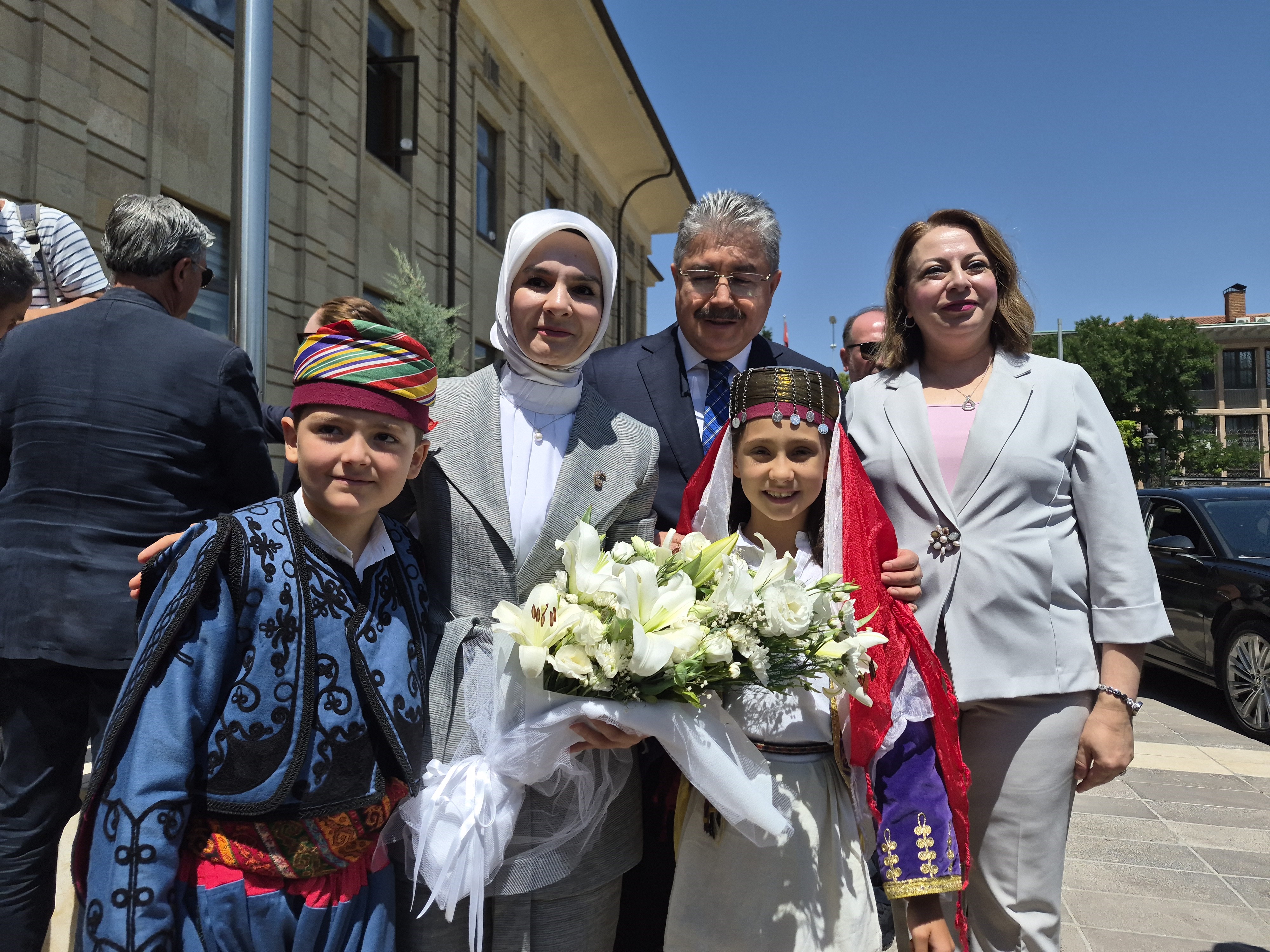 Aile ve Sosyal Hizmetler Bakanı Mahinur Özdemir Göktaş Eskişehir'de