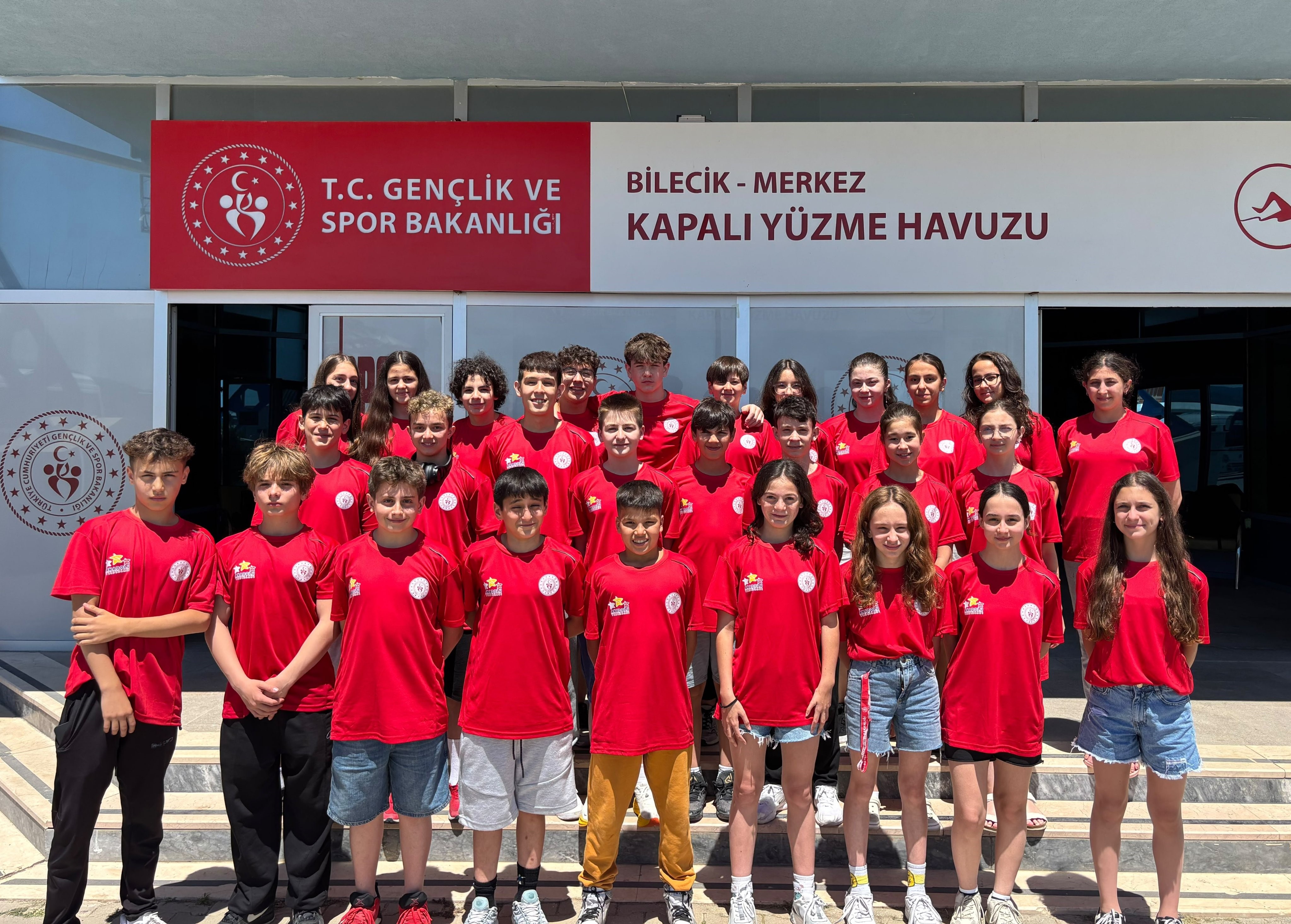 Eskişehir Yüzme Takımları ANALİG'de Bölge Dereceleri Elde Etti