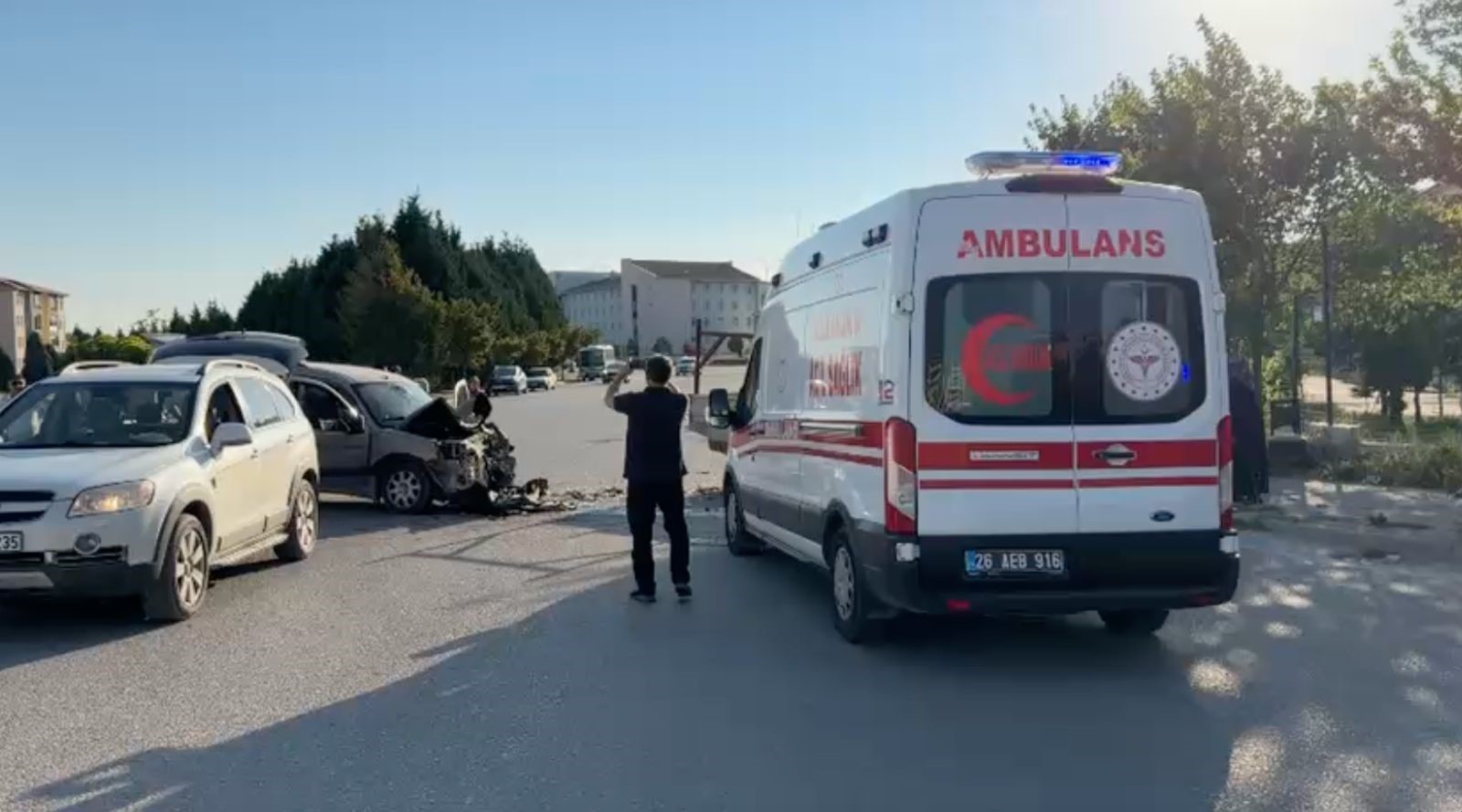 Eskişehir'deki Kavşak Kazasında Biri Ağır Üç Kişi Yaralandı