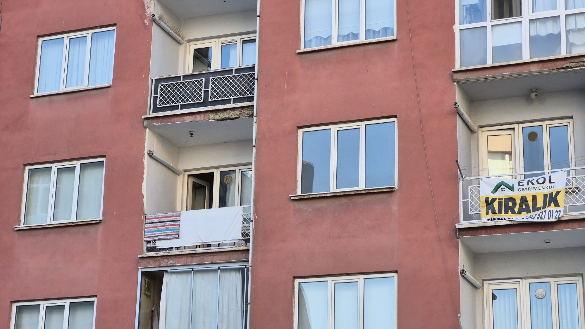 Eskişehir'de Eşi Tatildeyken Evinde Cansız Bedeni Bulundu
