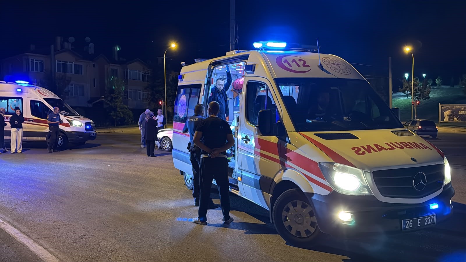 Eskişehir’de otomobil ile motosiklet çarpıştı: 2 yaralı