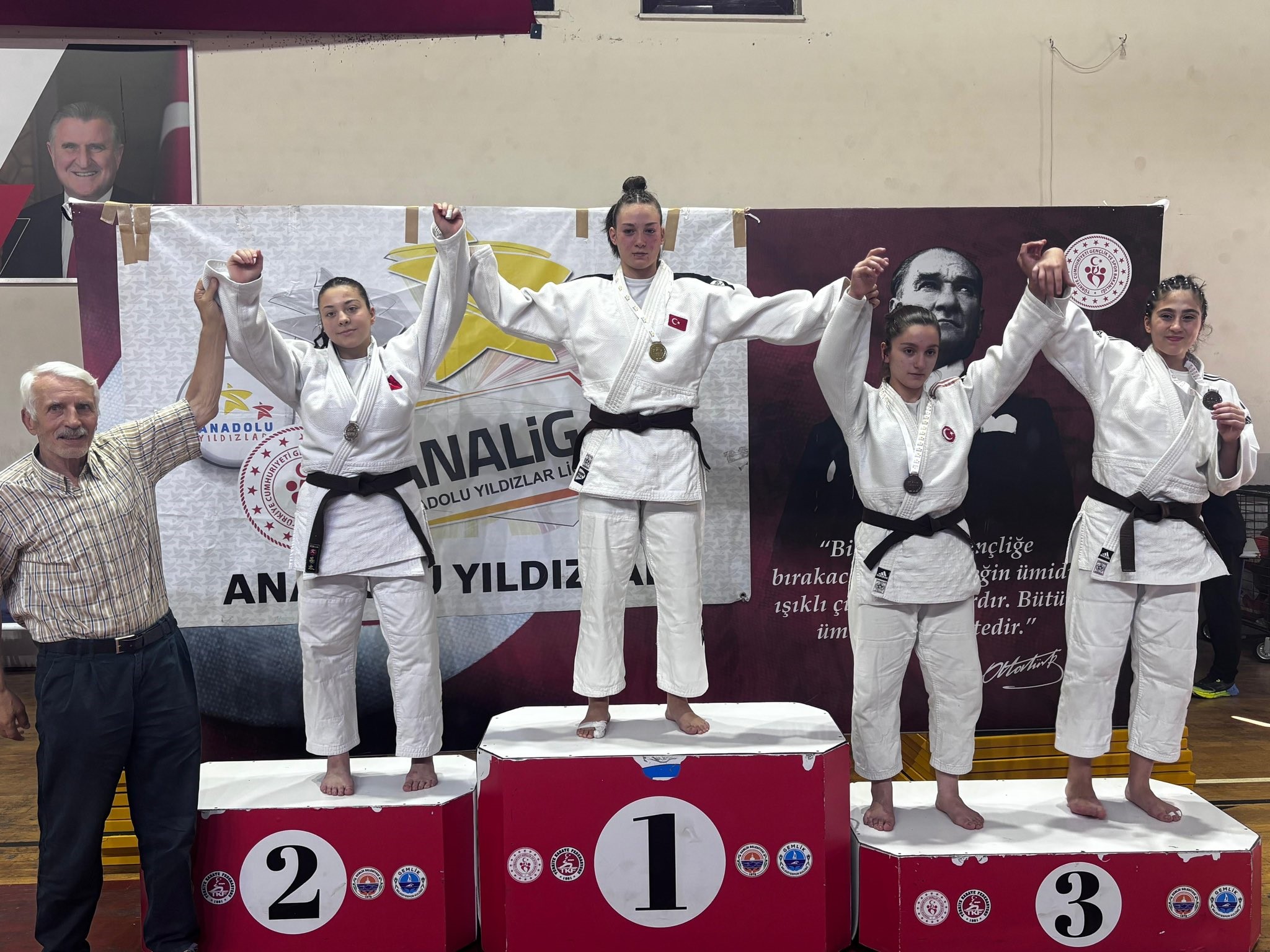 Tuana Kambur’dan judo yarı finalinde şampiyonluk