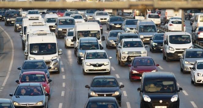 Zorunlu Trafik Sigortasına Yüzde 4 Zam Geldi