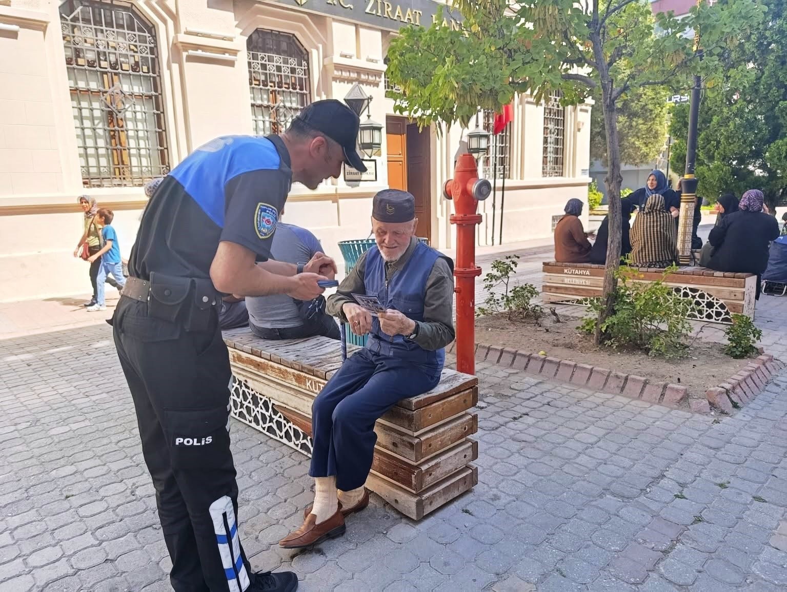 Kütahya’da Toplum Destekli Polislerden dolandırıcılık ve hırsızlık uyarısı