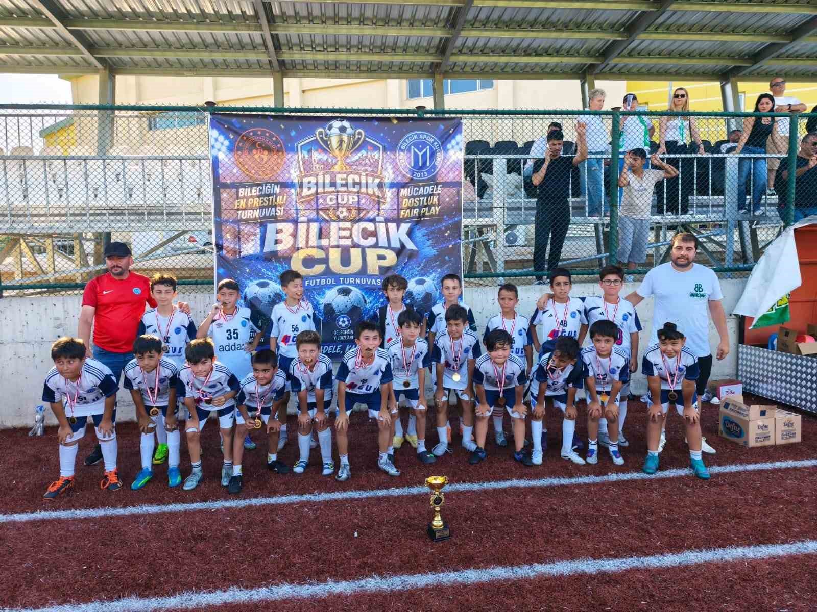 Bilecik CUP U11 Turnuvası nefes kesen müsabakalara sahne oldu