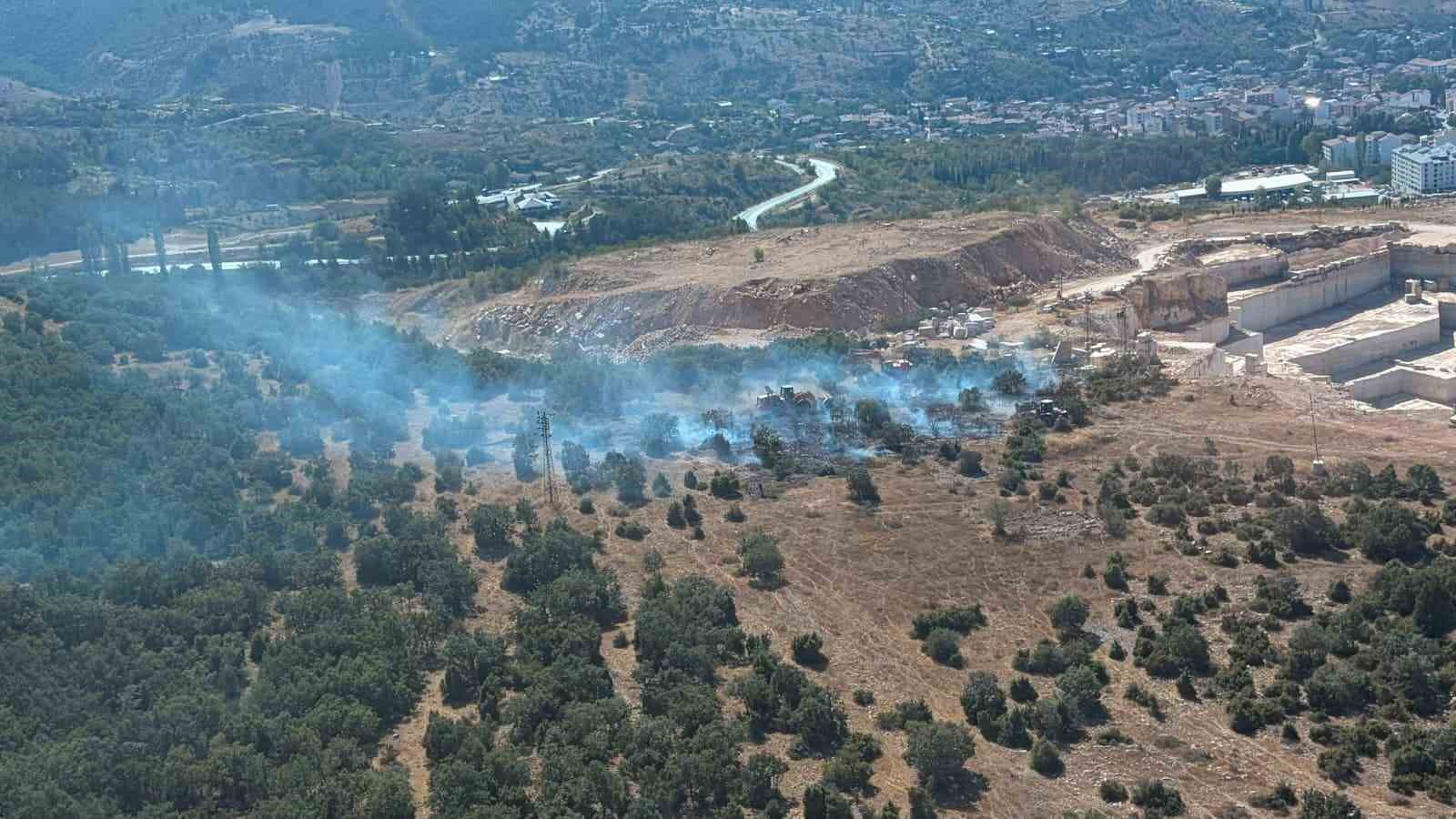 Bilecik’te ormanlık alanda başlayan yangın kontrol altına alındı