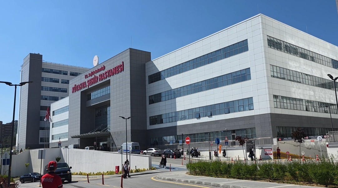Kütahya’da eski eşi tarafından bıçaklanan kadın ağır yaralandı