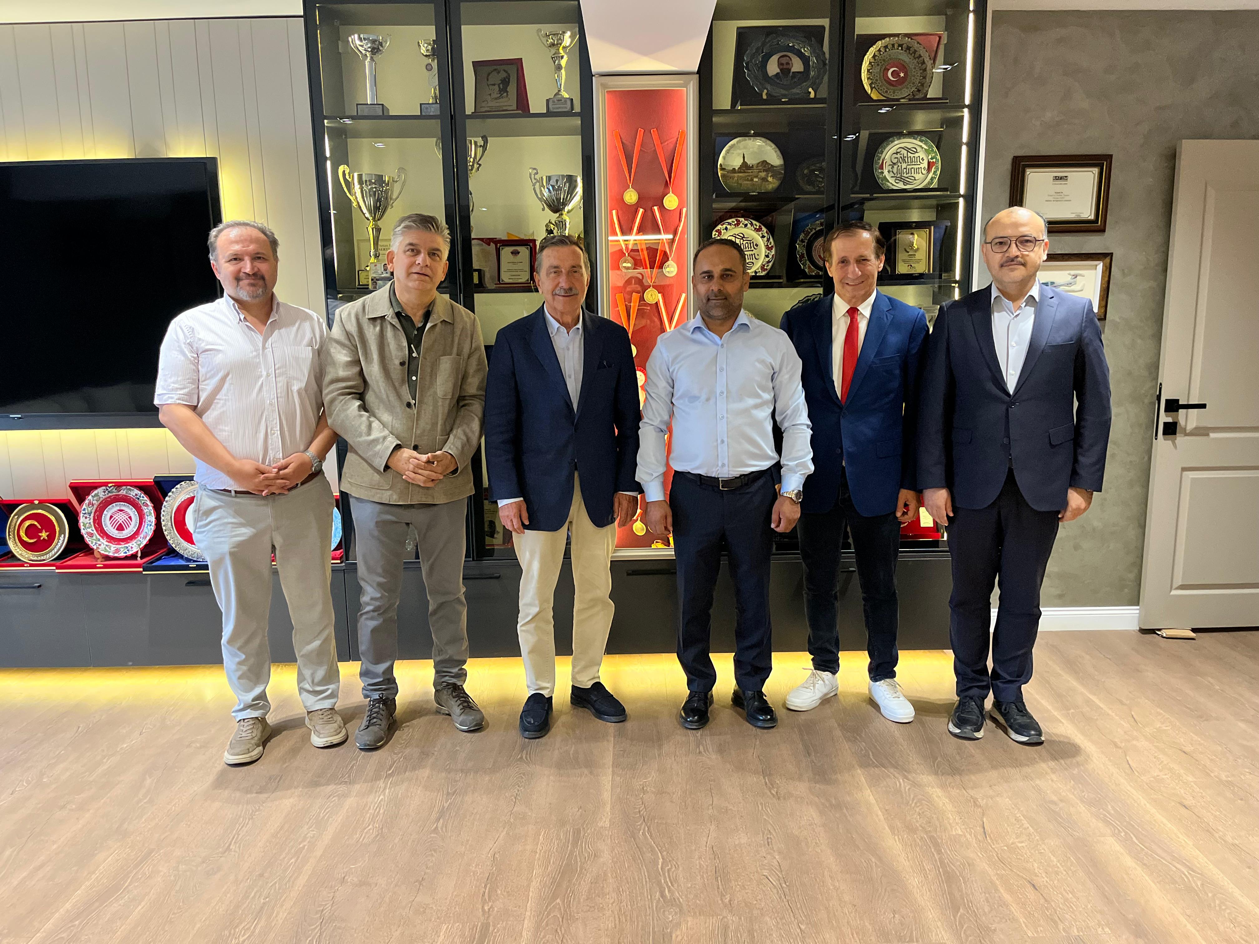Başkan Ataç’tan Medya 26 Grup'a Ziyaret