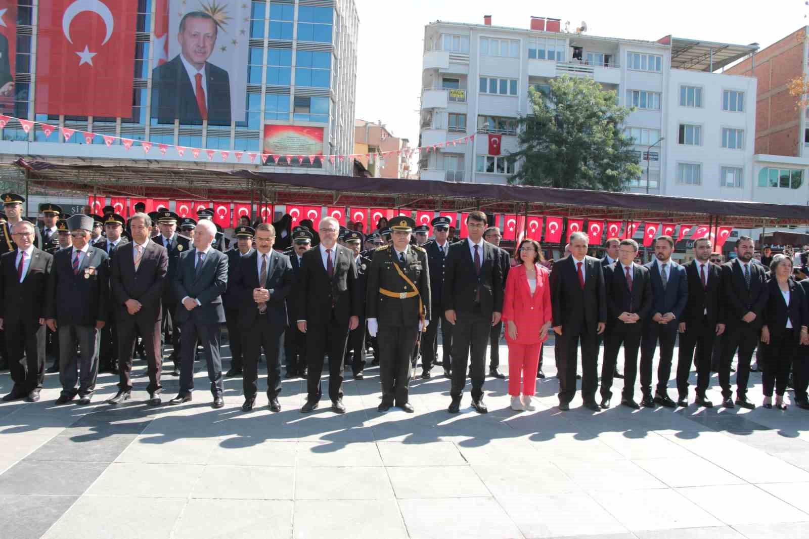 Uşak’ta 30 Ağustos Zafer Bayramı coşkuyla kutlandı