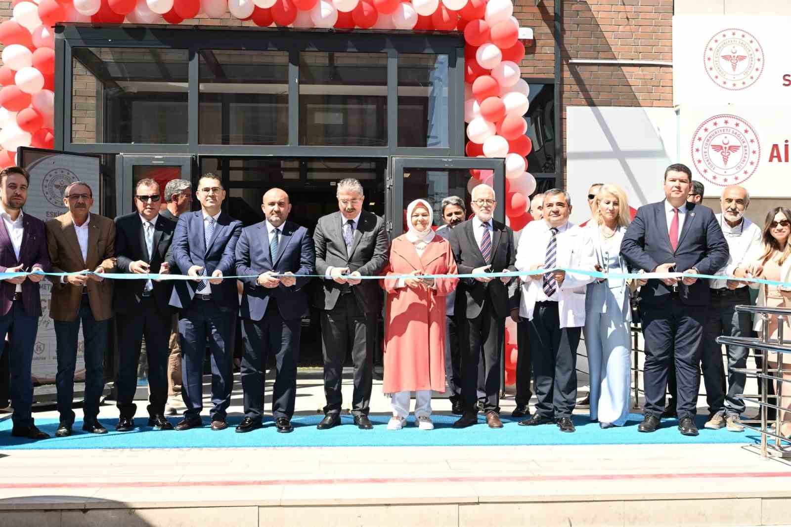 Eskişehir’in yeni sağlık yerleşkesi, Vali Yılmaz’ın katılımıyla açıldı