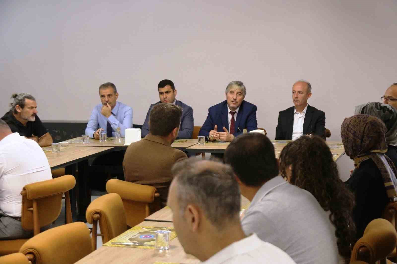 Kütahya’da AR-GE ve Strateji Geliştirme Birimleri değerlendirildi