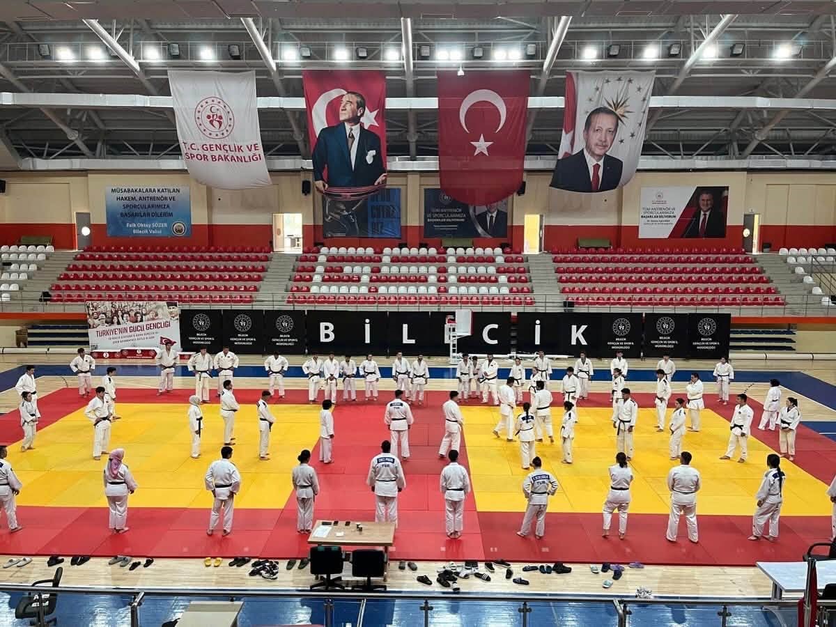 Bilecik’te 58 judocu sınav için ter döktü