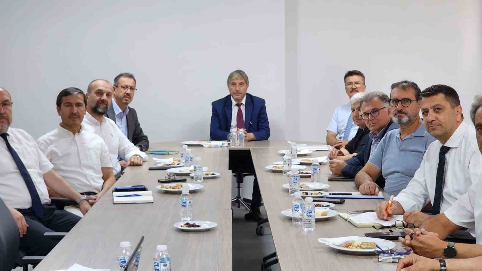 Kütahya’da meslek liseleri için yeni dönem: Sektörle iş birliği güçlendirilecek