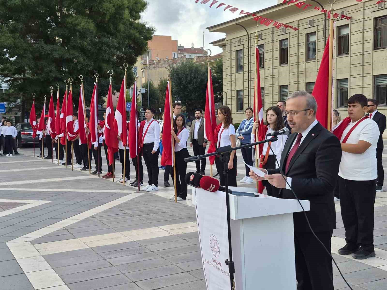 Eskişehir’de Eğitim-Öğretim Yılı ve İlköğretim Haftası töreni