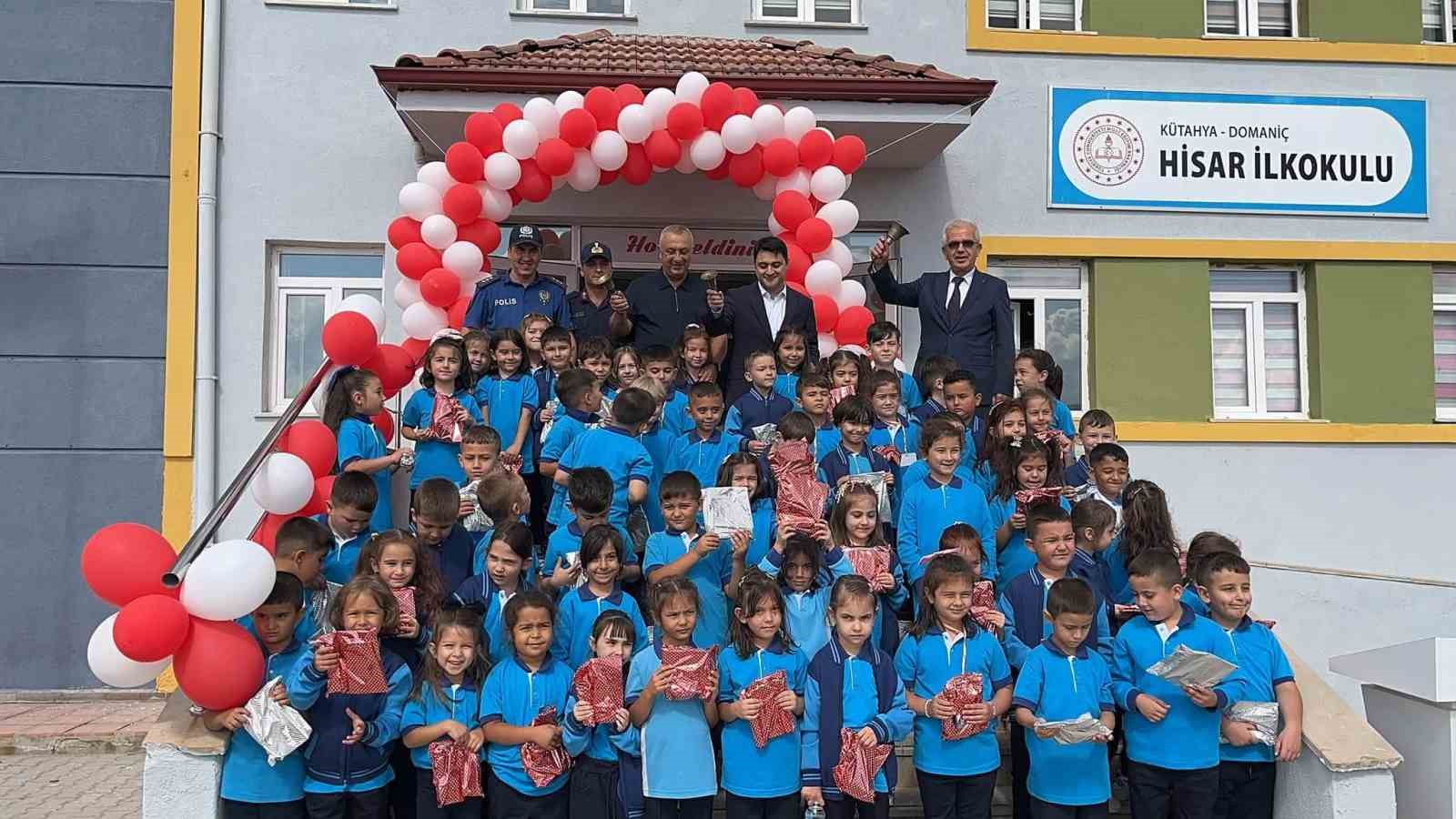 Domaniç’te yeni eğitim yılı coşkuyla başladı