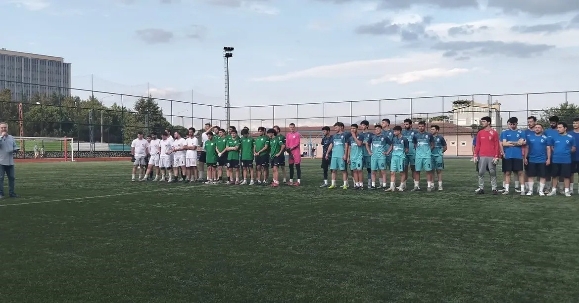 Kent konseylerinin gençleri Kurtuluş Kupası’nda buluştu
