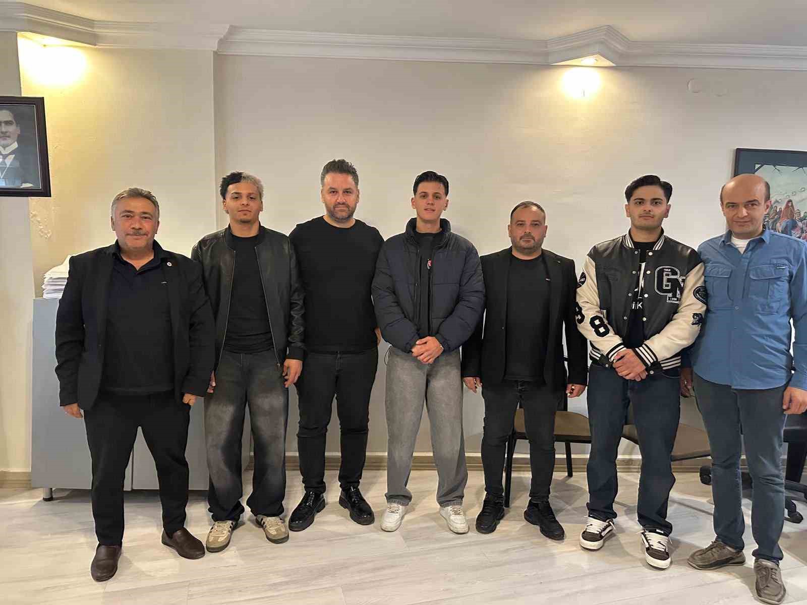 Bilecik 1. Hair Fest yarışmasında dereceye girenlere ödülleri verildi